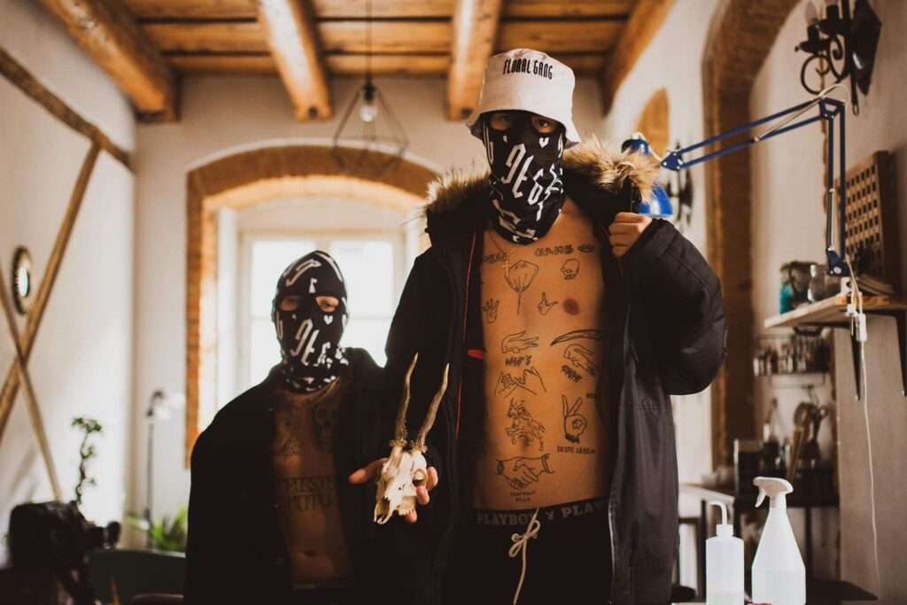 Floral Bugs FollowRap Jd_phooto