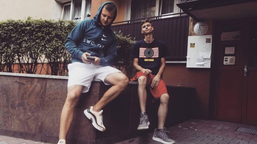 Młody M Olson FollowRap