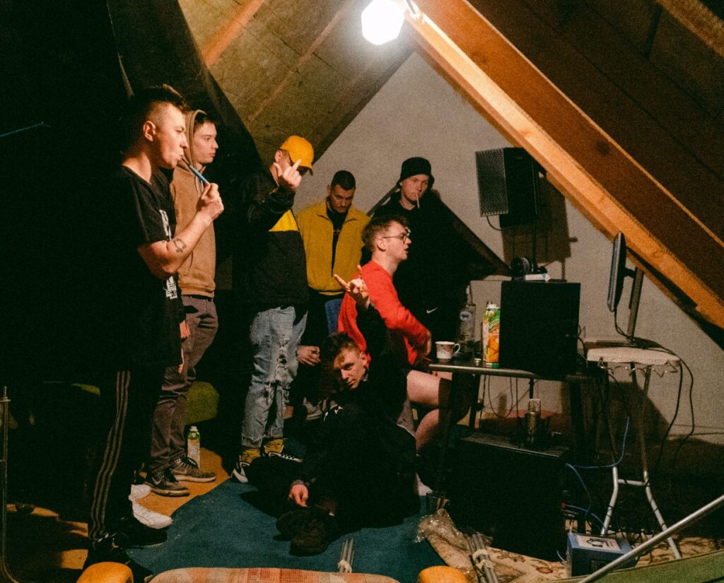 Kacper Bartecki Wywiad Szymi Szyms OsaKa Dziuny followrap.com Indahouse